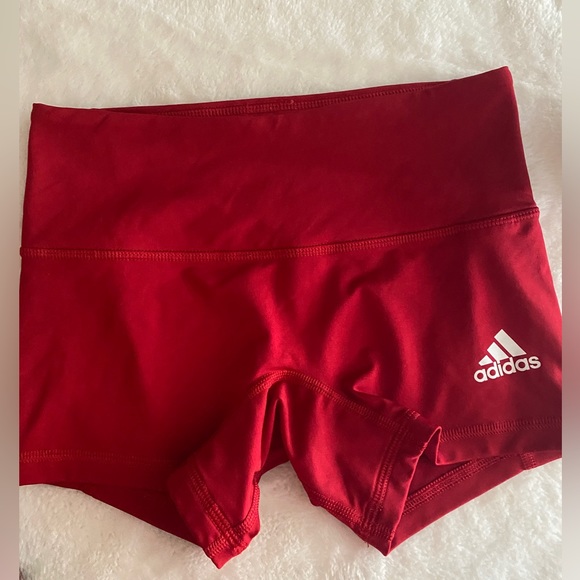 Bundle Nike Shirt, The North Face cropped leggings, Nike High-Waist Swim Bottoms - Picture 11 of 16